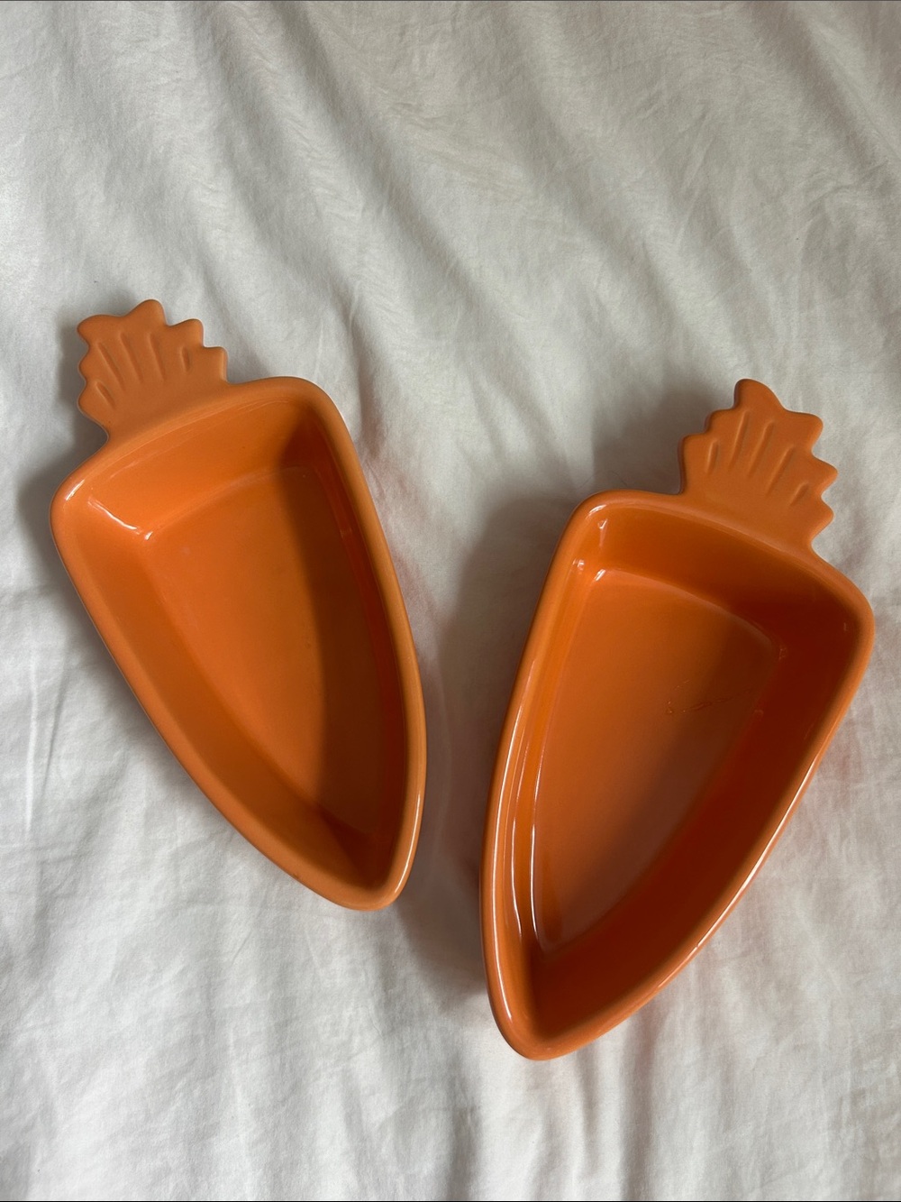 Set of 2 Chantal Orange Glazed carrot shaped baking ramekins